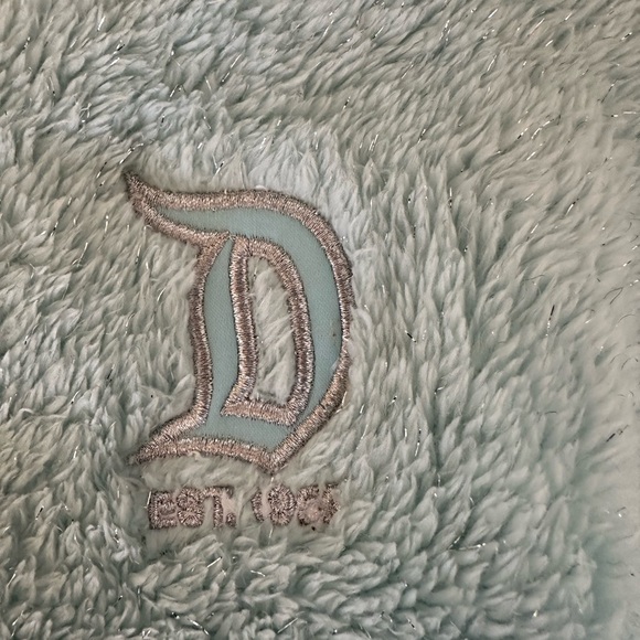 *DISNEYLAND....Sherpa Aqua Fleece SPIRIT JERSEY SPARKLY AQUA COLOR Youth L - Picture 10 of 10